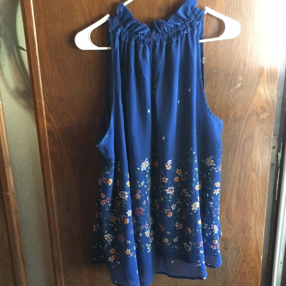 Isani from Target XL blouse - Picture 6 of 6